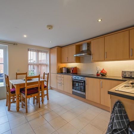 Villa 14 Castlegate, Tutbury Exterior foto